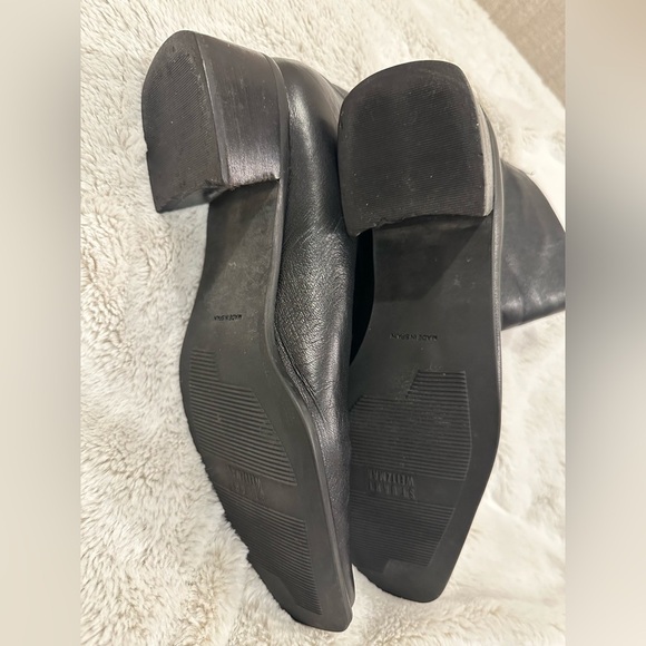 **For Sale: Stuart Weitzman Handcrafted Ankle Boots in Calf Black Leather 8.5** - Picture 8 of 8